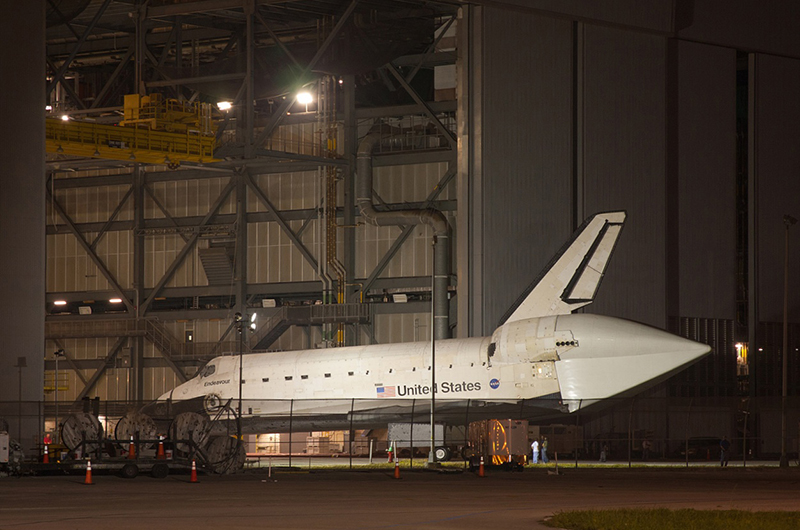 Space shuttle Endeavour mounted on 747 jet for final flight to L.A.